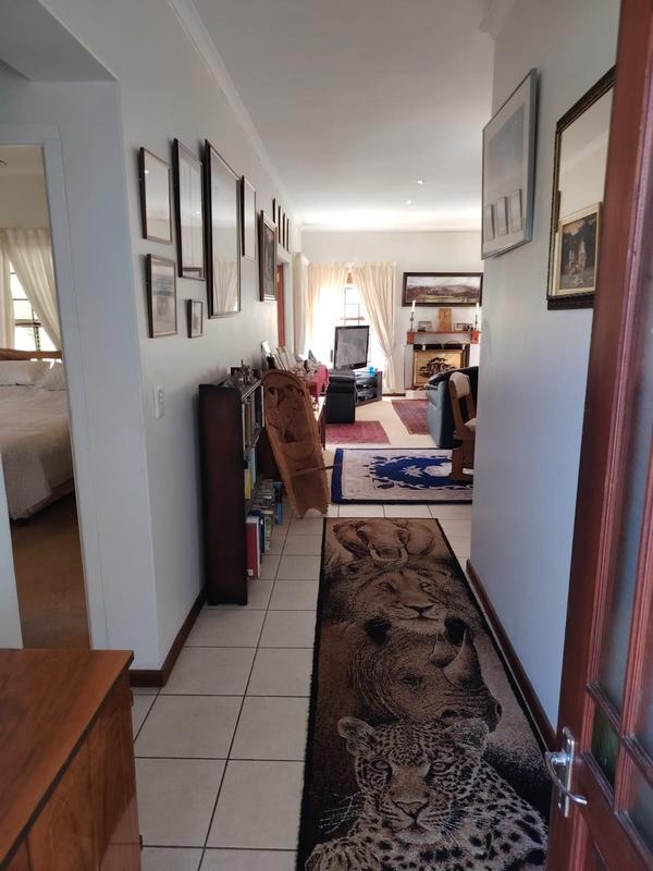 To Let 3 Bedroom Property for Rent in Sandbaai Western Cape